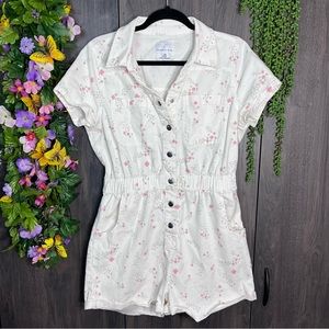 -🌼3/$30🌼Celebrity Pink Floral Printed Button Down Denim Romper Size Large